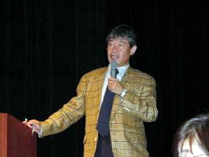 写真:理論研修講演 市野聖治氏パワーポイント